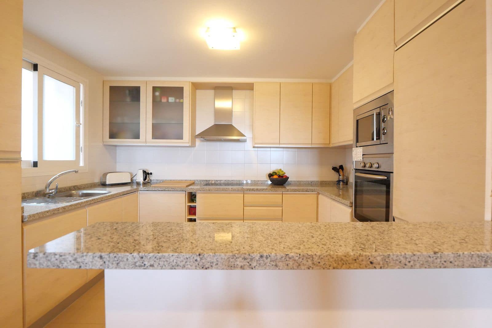 2 slaapkamer Appartement te koop in Calahonda met zwembad - € 369.920 (Ref: 9839760)
