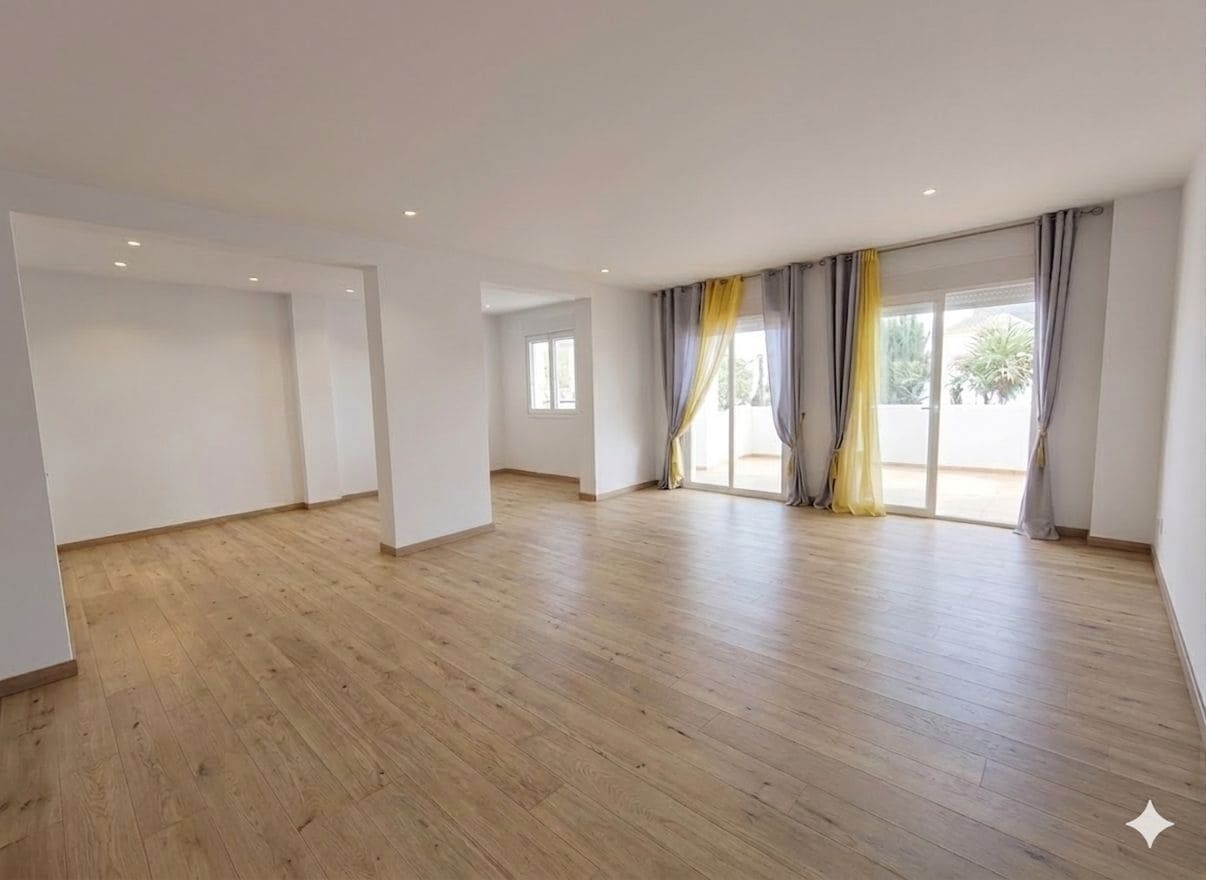2 bedroom Apartment for sale in Riviera del Sol with pool - € 310,000 (Ref: 9839790)