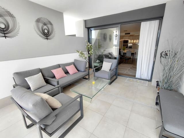2 soverom Leilighet til salgs i La Duquesa / Puerto de la Duquesa, Manilva med svømmebasseng garasje - € 399 000 (Ref: 9843879)