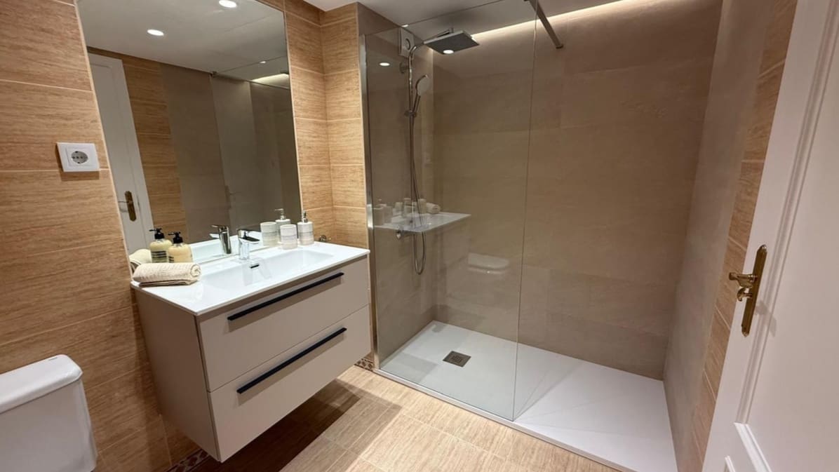 2 camera da letto Appartamento in vendita in Nueva Andalucia con piscina - 450.000 € (Rif: 9844343)