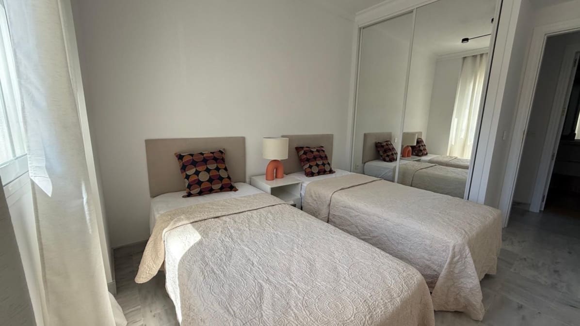 2 camera da letto Appartamento in vendita in Nueva Andalucia con piscina - 450.000 € (Rif: 9844343)