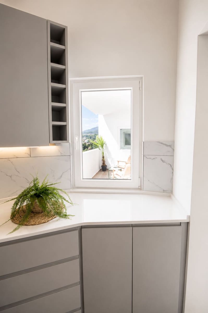 2 sypialnia Apartament na sprzedaż w Estepona z basenem - 399 000 € (Ref: 9844349)