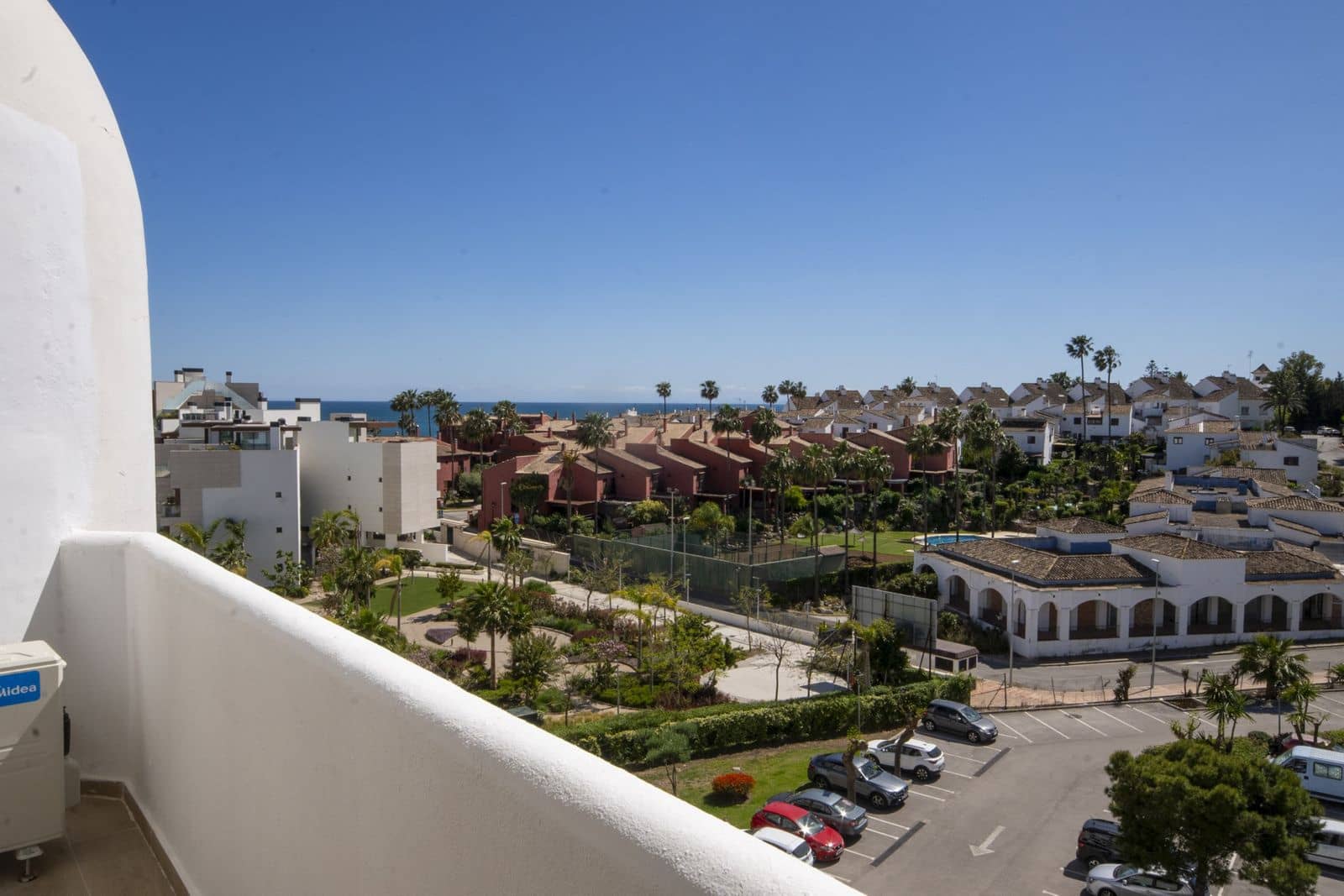 2 sypialnia Apartament na sprzedaż w Estepona z basenem - 399 000 € (Ref: 9844349)