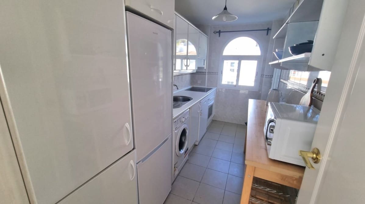 3 sypialnia Penthouse na sprzedaż w Nueva Andalucia z basenem - 465 000 € (Ref: 9847440)