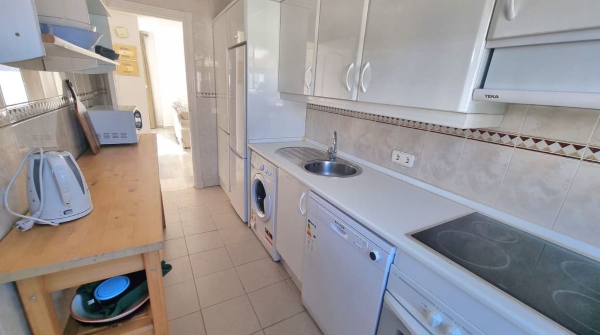 3 sypialnia Penthouse na sprzedaż w Nueva Andalucia z basenem - 465 000 € (Ref: 9847440)