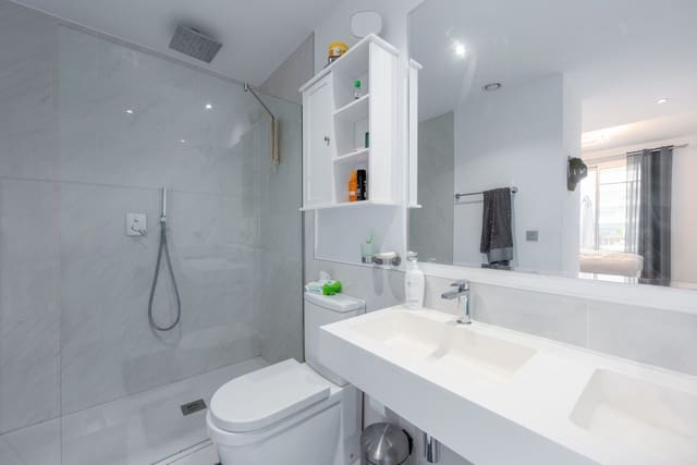 2 sypialnia Apartament na sprzedaż w Estepona z basenem garażem - 429 000 € (Ref: 9849790)