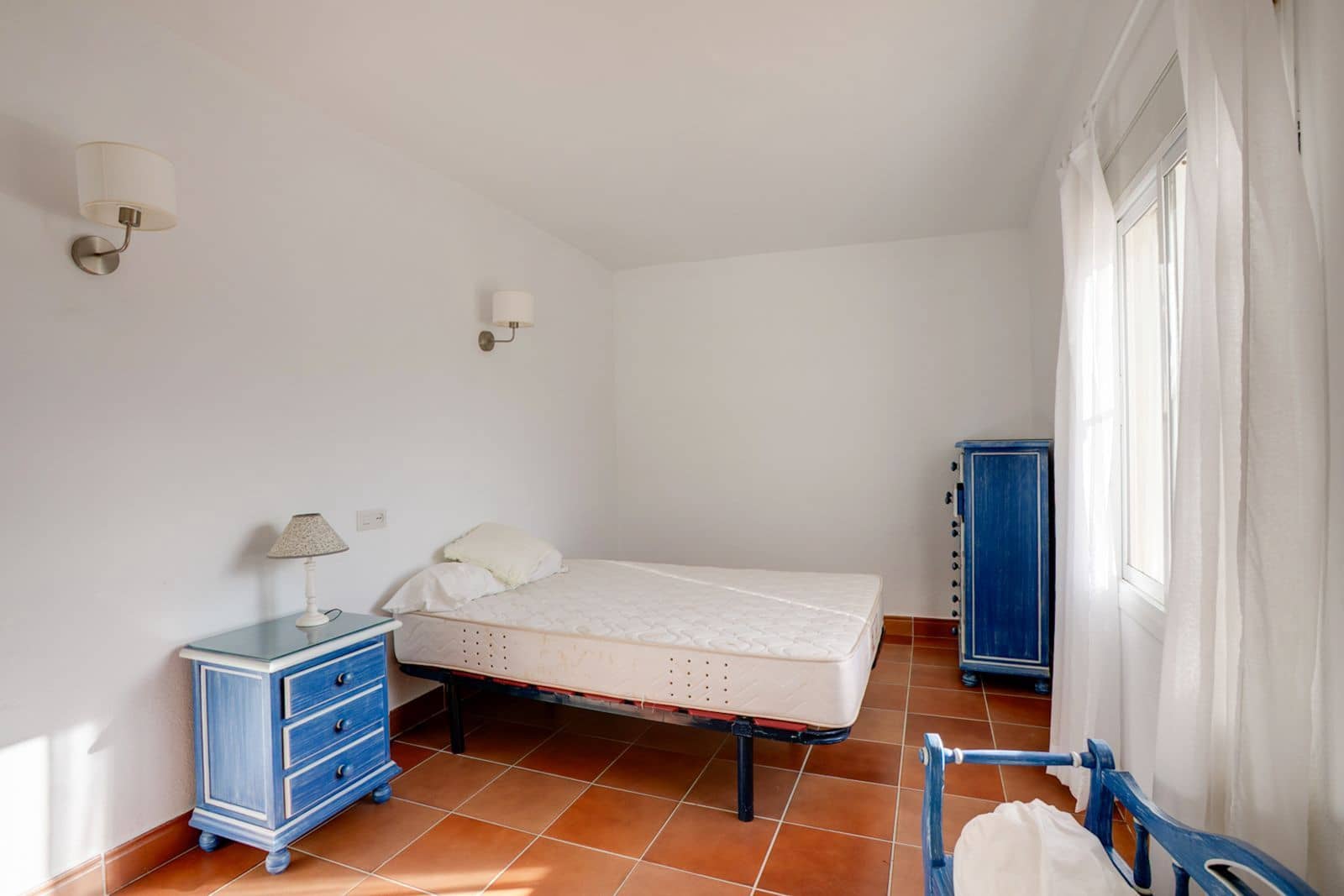 3 soveværelse Semi-Rækkehus til salg i Estepona med swimmingpool garage - € 499.000 (Ref: 9849821)