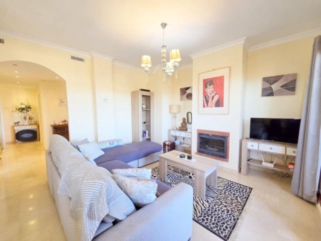 2 soveværelse Lejlighed til salg i La Duquesa / Puerto de la Duquesa, Manilva med swimmingpool - € 265.000 (Ref: 9849986)