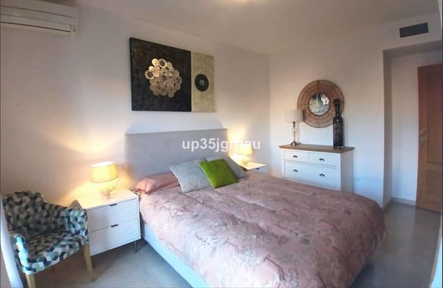 2 quarto Apartamento para venda em Estepona com piscina garagem - 389 900 € (Ref: 9849987)