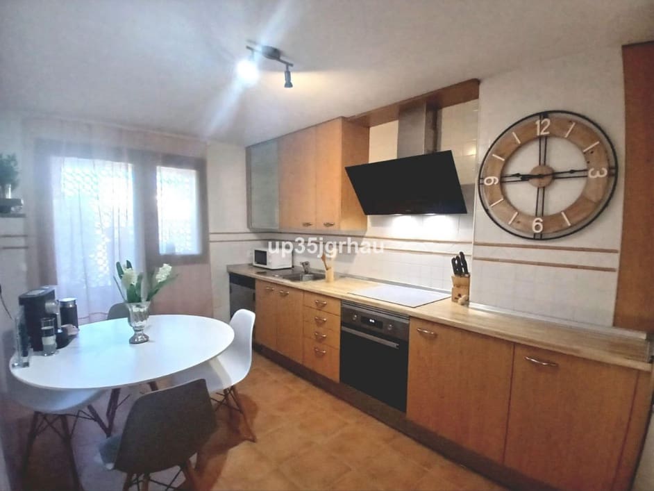 2 quarto Apartamento para venda em Estepona com piscina garagem - 389 900 € (Ref: 9849987)