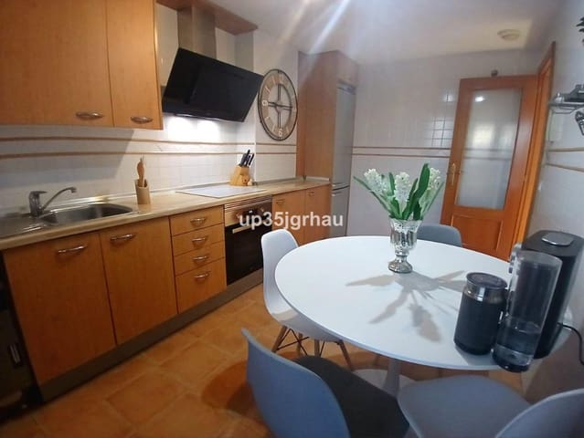 2 quarto Apartamento para venda em Estepona com piscina garagem - 389 900 € (Ref: 9849987)