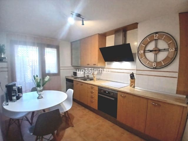 2 quarto Apartamento para venda em Estepona com piscina garagem - 389 900 € (Ref: 9849987)