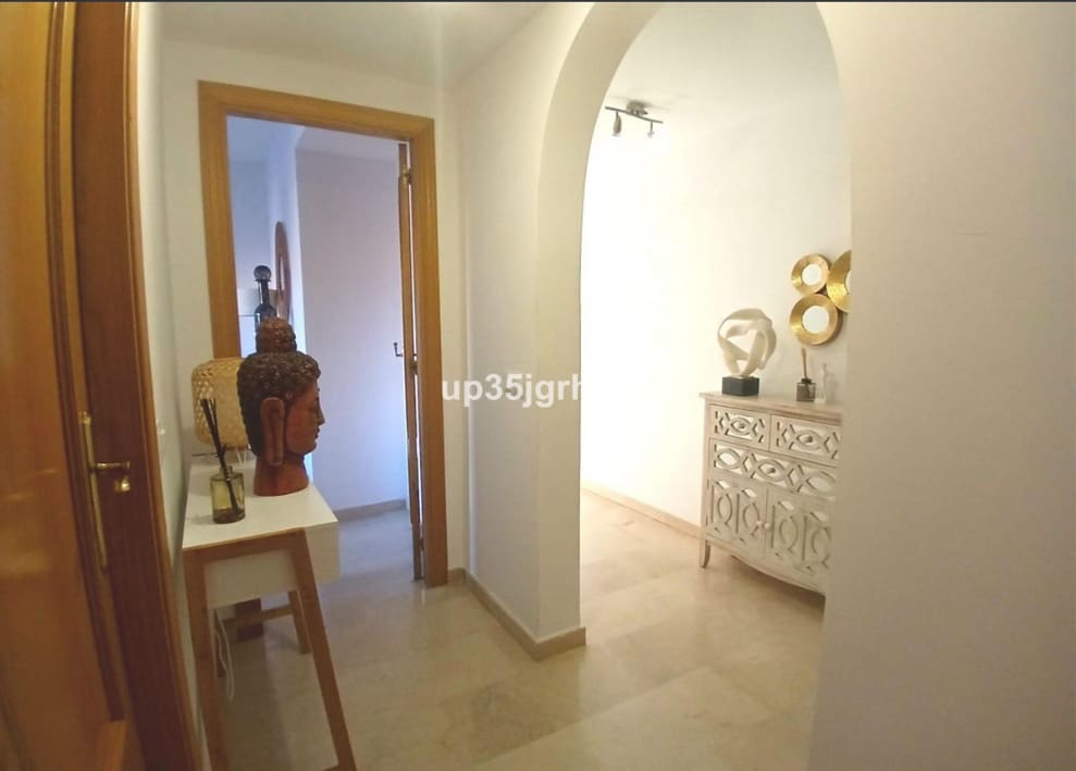 2 quarto Apartamento para venda em Estepona com piscina garagem - 389 900 € (Ref: 9849987)
