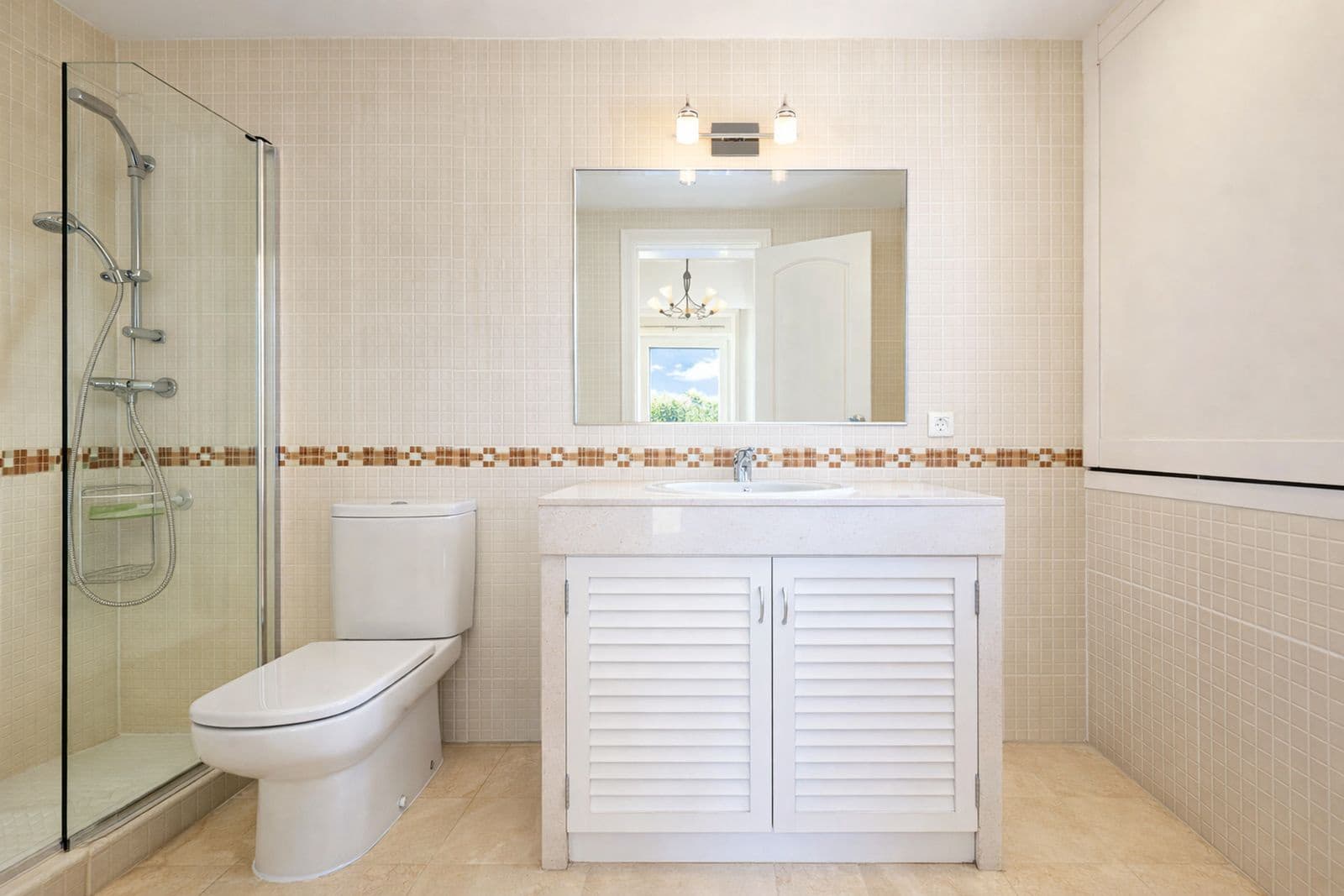3 soveværelse Penthouse til salg i La Duquesa / Puerto de la Duquesa med swimmingpool garage - € 325.000 (Ref: 9852258)