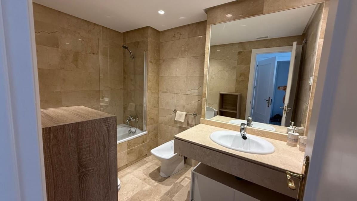 2 camera da letto Appartamento in vendita in Nueva Andalucia con piscina - 450.000 € (Rif: 9852269)