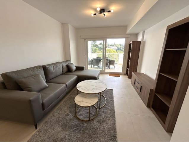 3 soveværelse Lejlighed til leje i Fuengirola med swimmingpool garage - € 1.950 (Ref: 9854508)