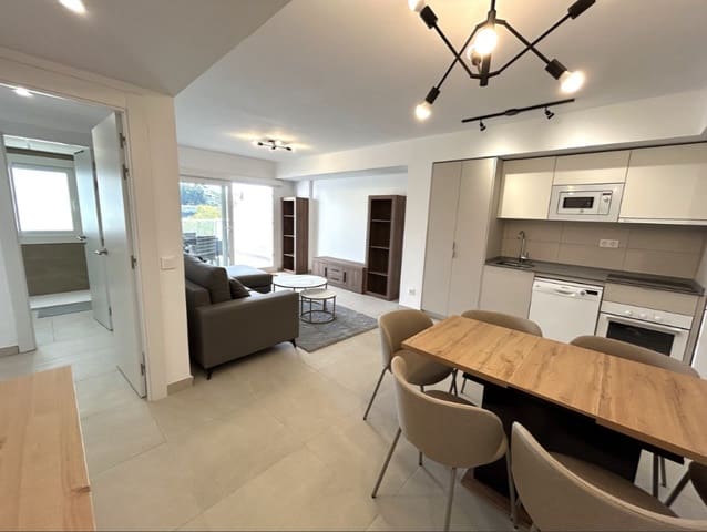 3 soveværelse Lejlighed til leje i Fuengirola med swimmingpool garage - € 1.950 (Ref: 9854508)
