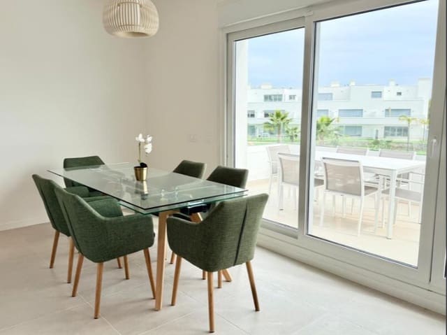 Apartamento de 3 habitaciones en Bel-Air, Estepona en alquiler con piscina garaje - 3.500 € (Ref: 9854512)