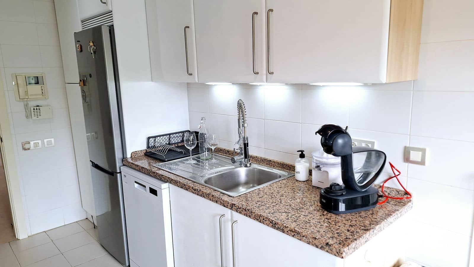 2 chambre Appartement à vendre à La Duquesa / Puerto de la Duquesa avec piscine garage - 484 000 € (Ref: 9855946)