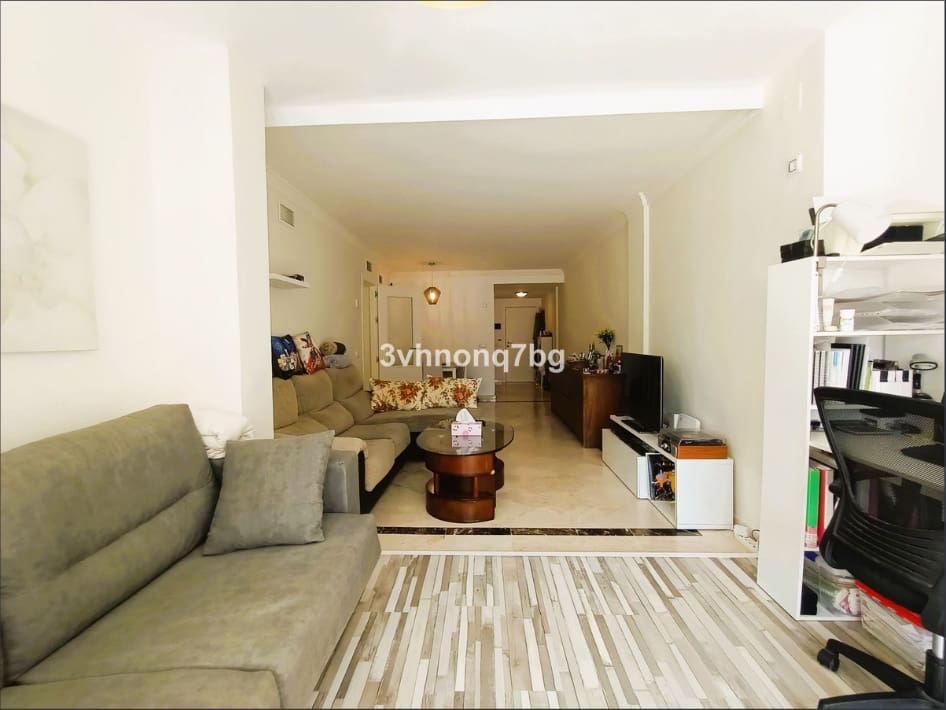 2 chambre Appartement à vendre à La Duquesa / Puerto de la Duquesa avec piscine garage - 315 000 € (Ref: 9855975)