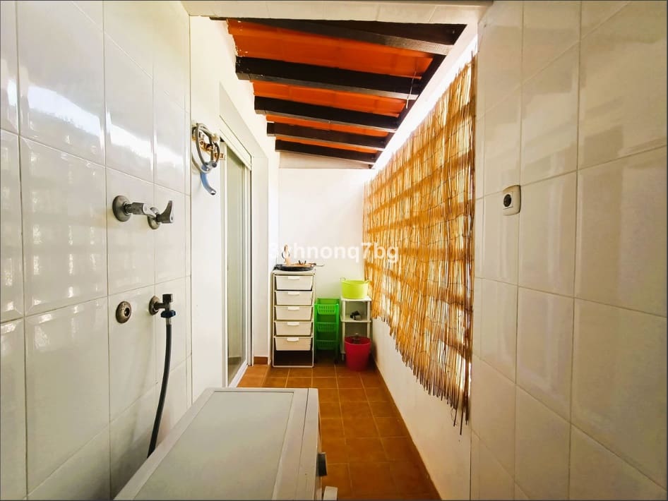 2 chambre Appartement à vendre à La Duquesa / Puerto de la Duquesa avec piscine garage - 315 000 € (Ref: 9855975)