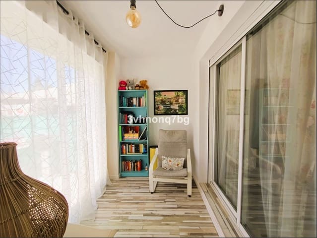 2 chambre Appartement à vendre à La Duquesa / Puerto de la Duquesa, Manilva avec piscine garage - 315 000 € (Ref: 9855975)