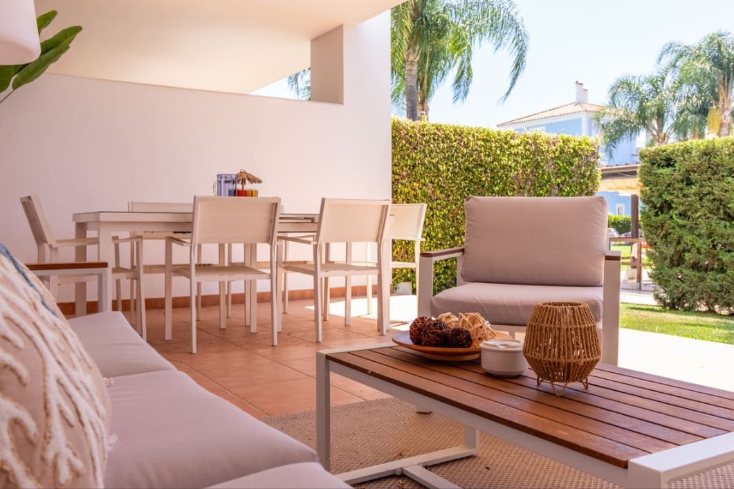 2 sovrum Lägenhet till salu i El Paraiso med pool garage - 449 000 € (Ref: 9855978)
