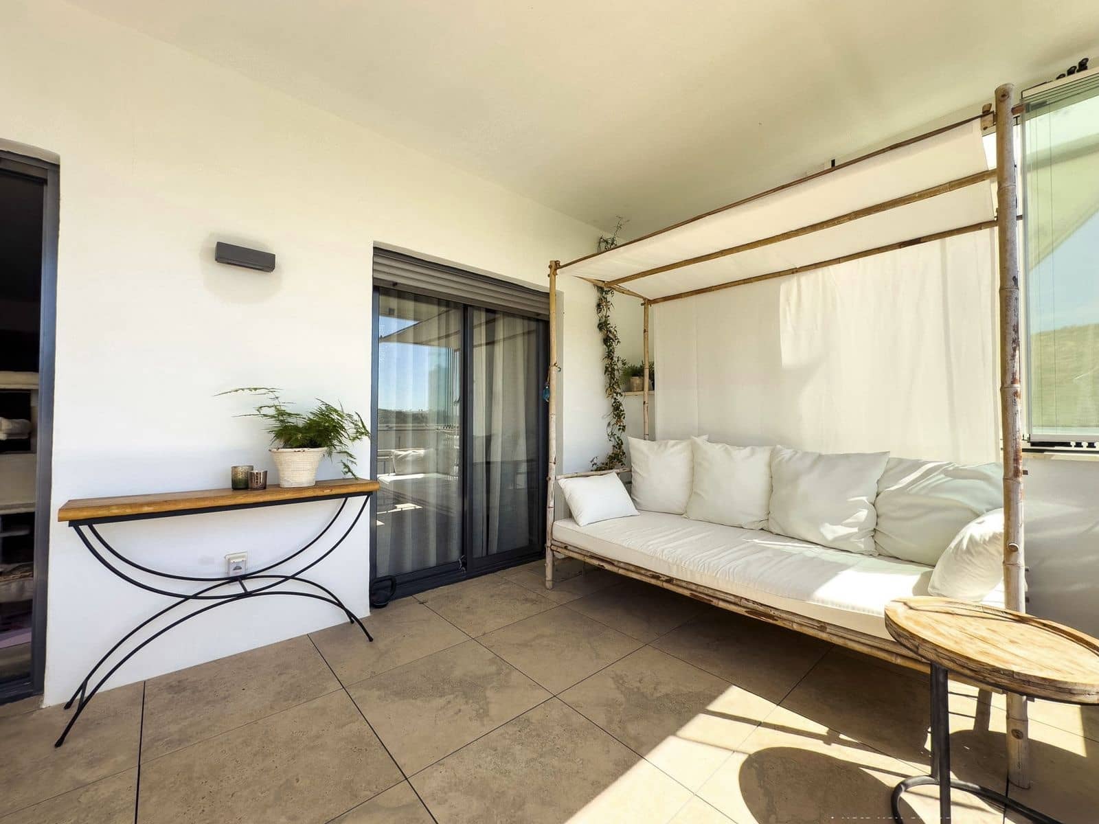 2 chambre Appartement à vendre à Manilva avec piscine garage - 358 000 € (Ref: 9855980)