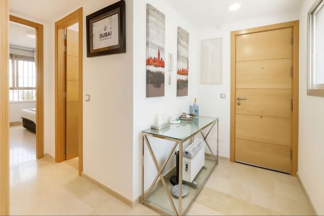 2 quarto Apartamento para venda em La Duquesa / Puerto de la Duquesa, Manilva com piscina garagem - 349 950 € (Ref: 9856092)