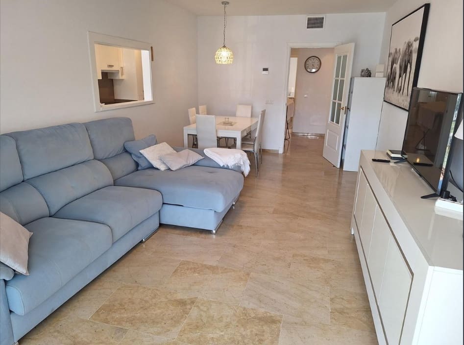 2 chambre Appartement à vendre à La Duquesa / Puerto de la Duquesa avec piscine - 380 000 € (Ref: 9857764)