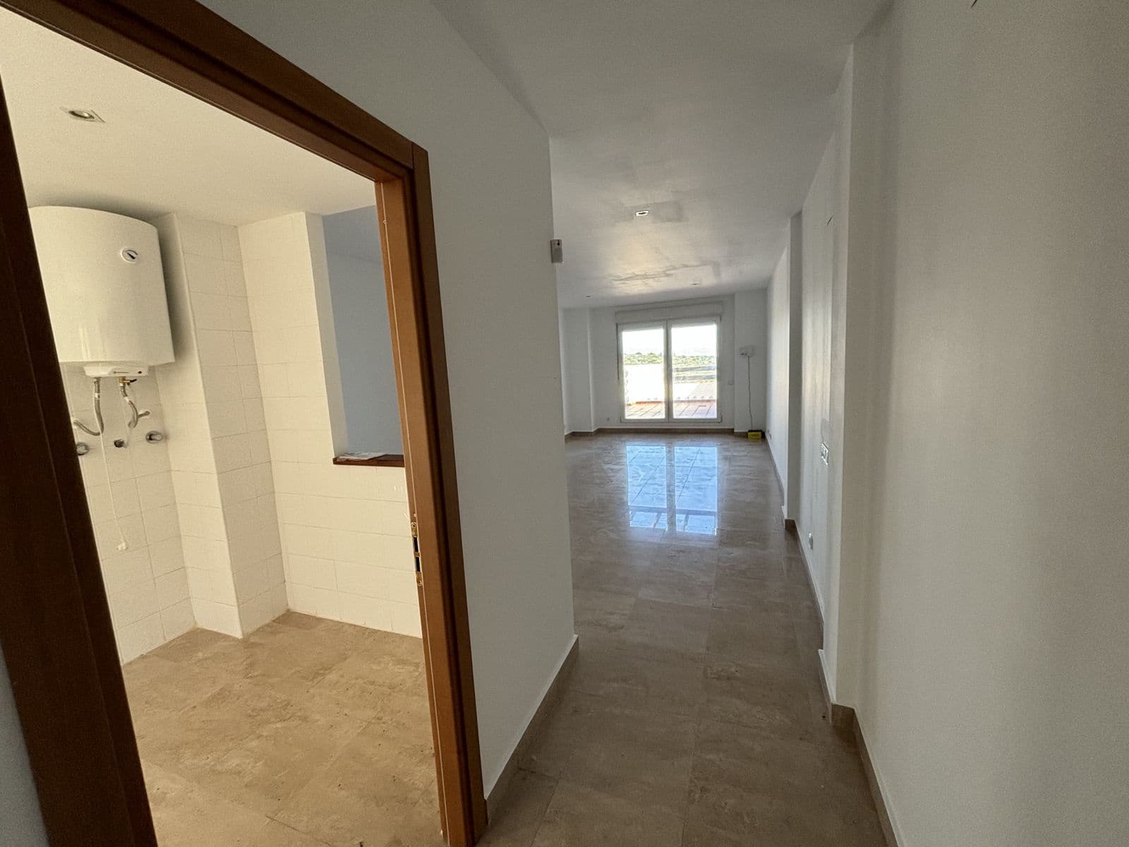 2 chambre Appartement à vendre à La Duquesa / Puerto de la Duquesa avec piscine - 241 000 € (Ref: 9858179)