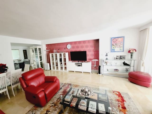 2 chambre Appartement à vendre à Riviera del Sol, Mijas avec piscine garage - 349 000 € (Ref: 9858187)
