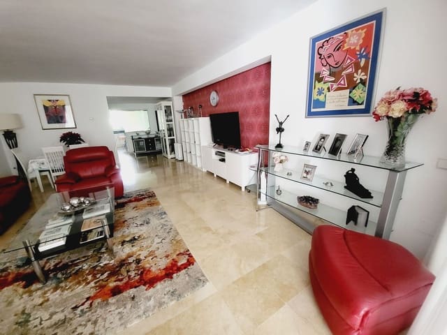 2 chambre Appartement à vendre à Riviera del Sol, Mijas avec piscine garage - 349 000 € (Ref: 9858187)