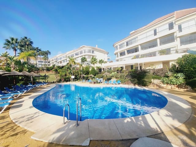 2 chambre Appartement à vendre à Riviera del Sol, Mijas avec piscine garage - 349 000 € (Ref: 9858187)