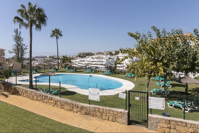2 chambre Appartement à vendre à Selwo, Estepona avec piscine garage - 425 000 € (Ref: 9858356)