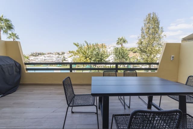 2 chambre Appartement à vendre à Selwo, Estepona avec piscine garage - 425 000 € (Ref: 9858356)