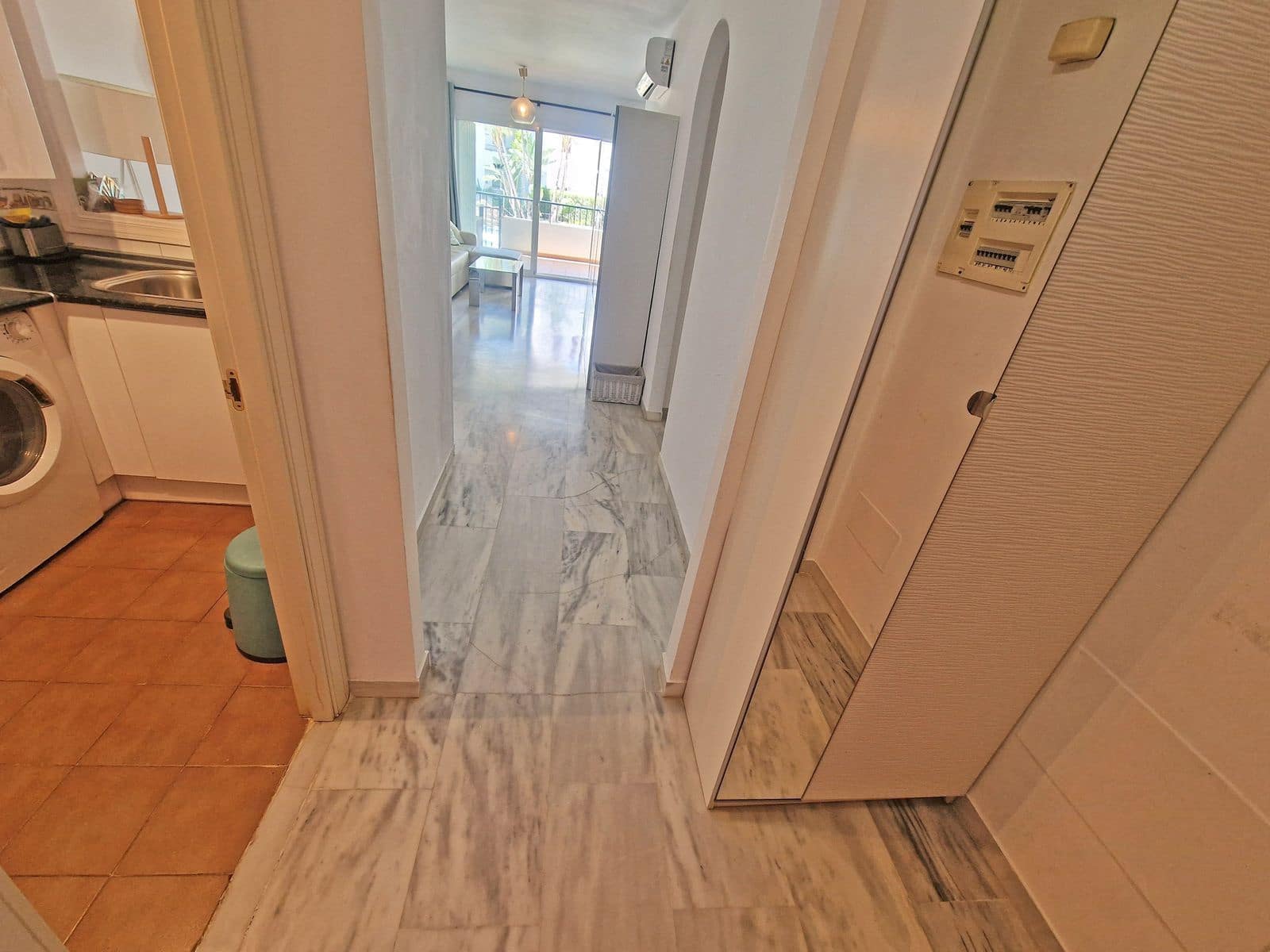 2 bedroom Apartment for sale in Calahonda with pool garage - € 330,000 (Ref: 9858363)