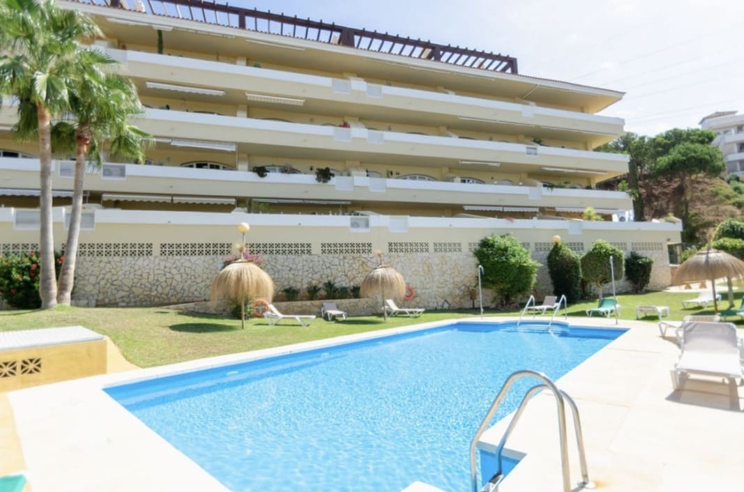 2 chambre Appartement à vendre à Riviera del Sol avec piscine garage - 335 000 € (Ref: 9858364)