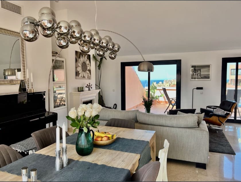 3 bedroom Penthouse for sale in Calahonda with pool garage - € 459,000 (Ref: 9858368)