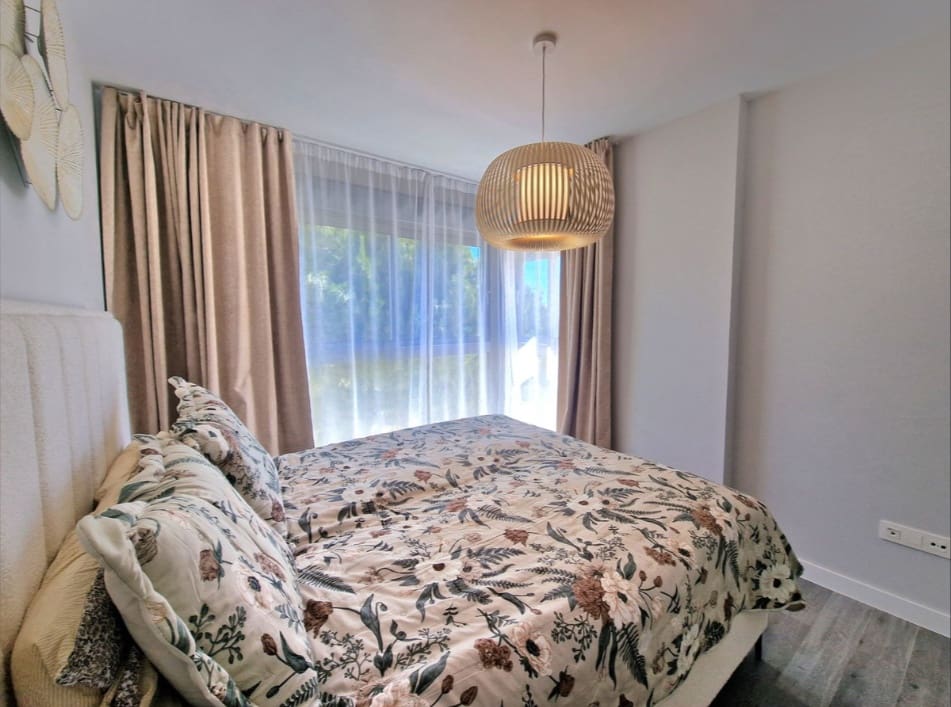 2 soverom Leilighet til leie i Mijas med svømmebasseng garasje - € 2 500 (Ref: 9858734)
