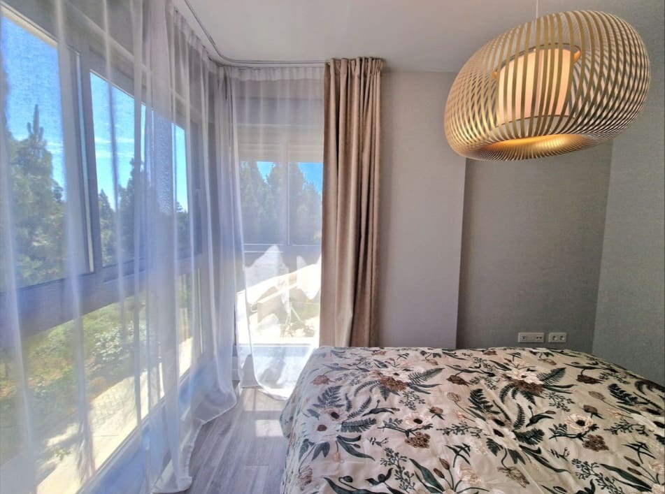 2 soverom Leilighet til leie i Mijas med svømmebasseng garasje - € 2 500 (Ref: 9858734)