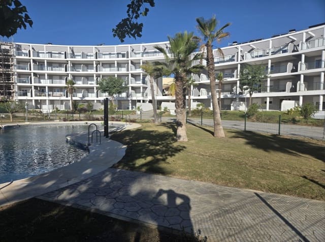 2 slaapkamer Appartement te koop in La Duquesa / Puerto de la Duquesa, Manilva met zwembad garage - € 349.950 (Ref: 9859883)