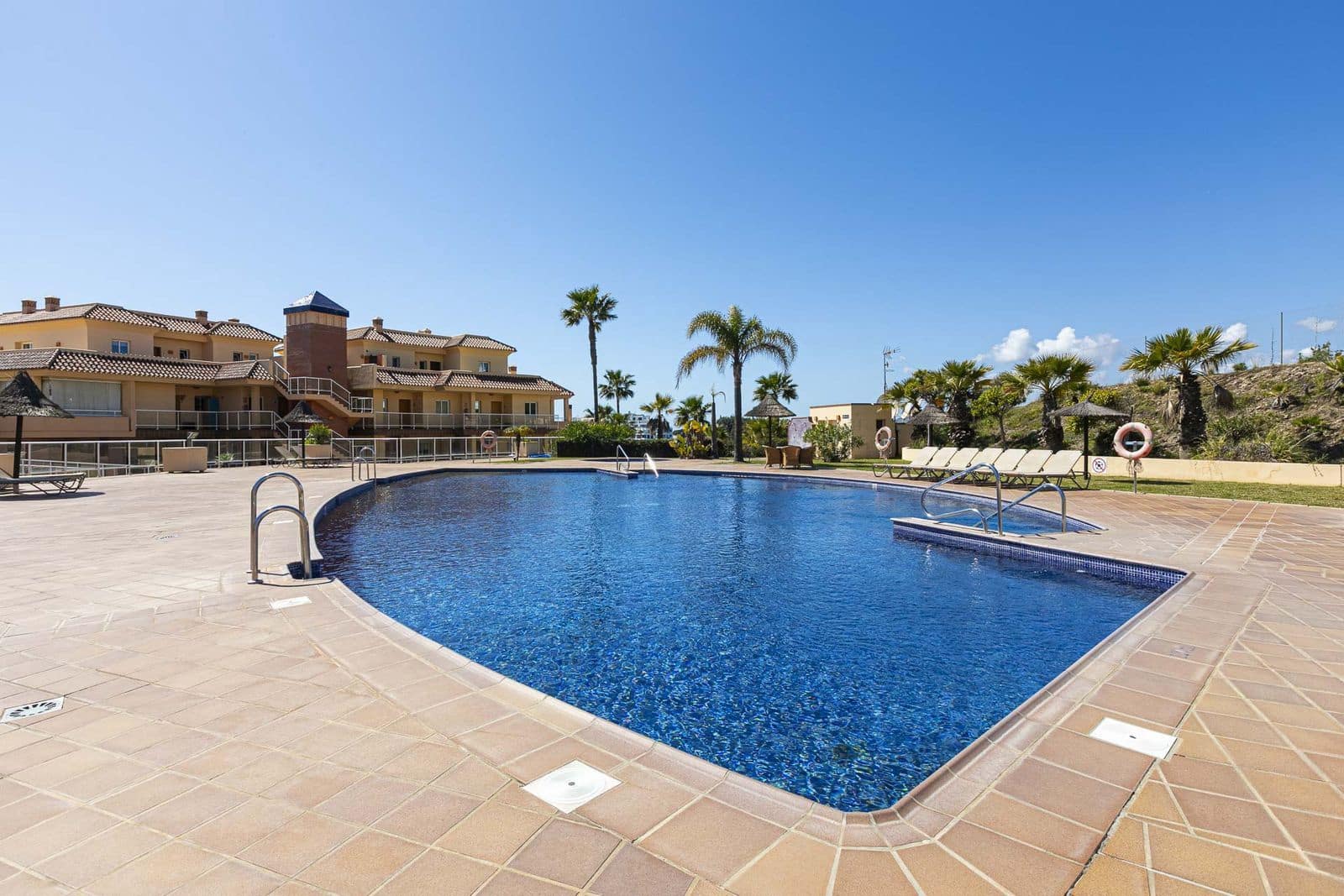 2 bedroom Apartment for sale in Puerto de la Torre with pool garage - € 375,000 (Ref: 9860015)