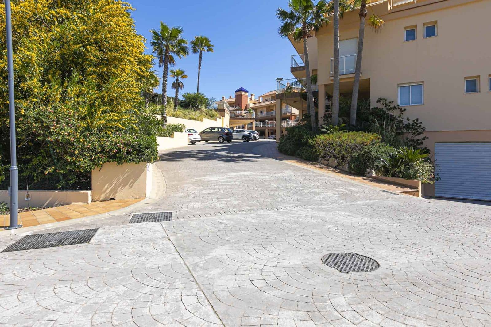 2 bedroom Apartment for sale in Puerto de la Torre with pool garage - € 375,000 (Ref: 9860015)