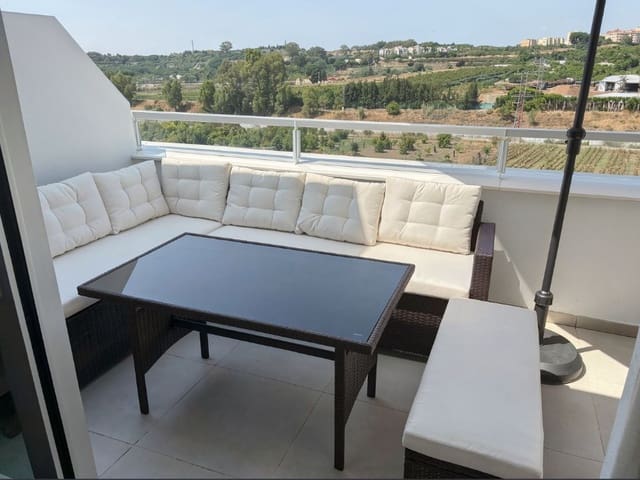 Appartement de 2 chambres à louer à Cancelada, Estepona avec piscine garage - 2 400 € (Ref: 9863606)