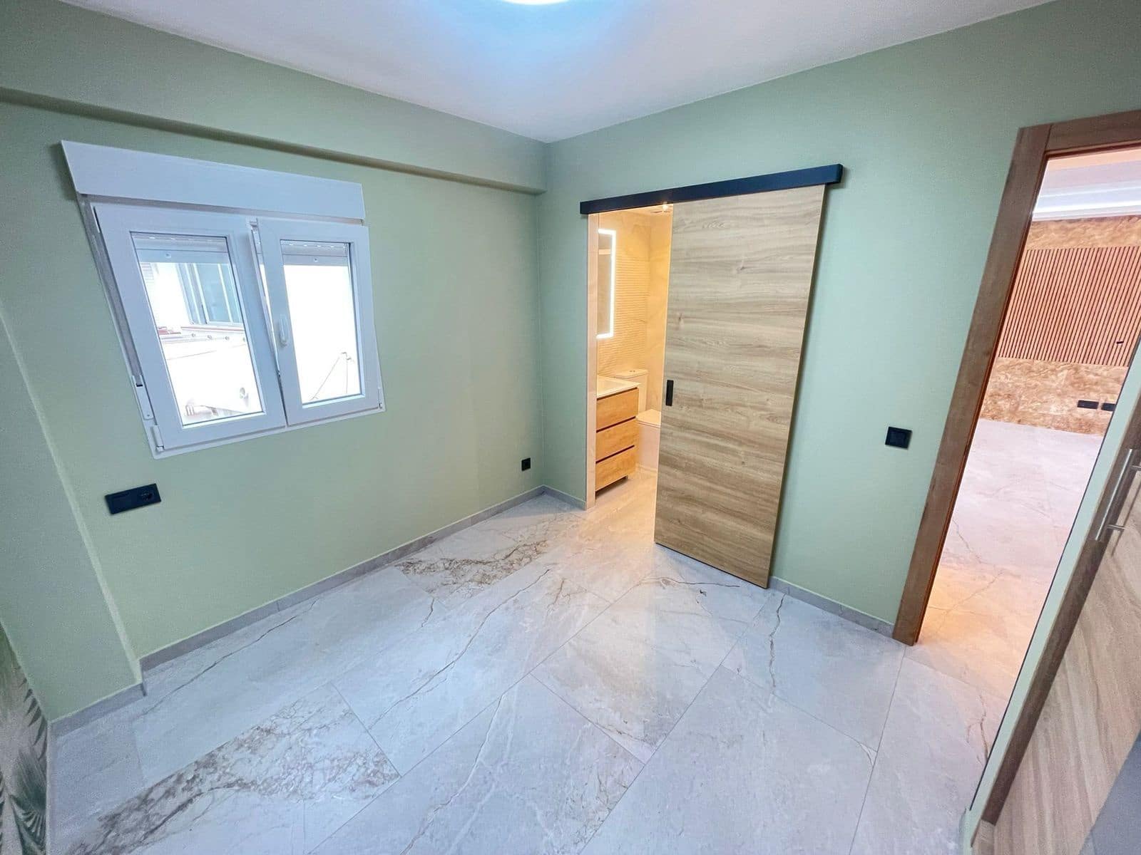 3 soverom Leilighet til salgs i Estepona - € 320 000 (Ref: 9889213)