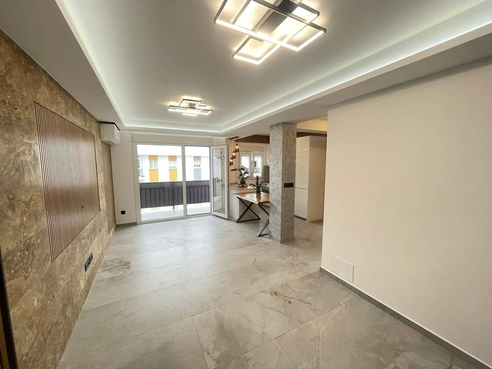 3 chambre Appartement à vendre à Estepona - 320 000 € (Ref: 9900667)