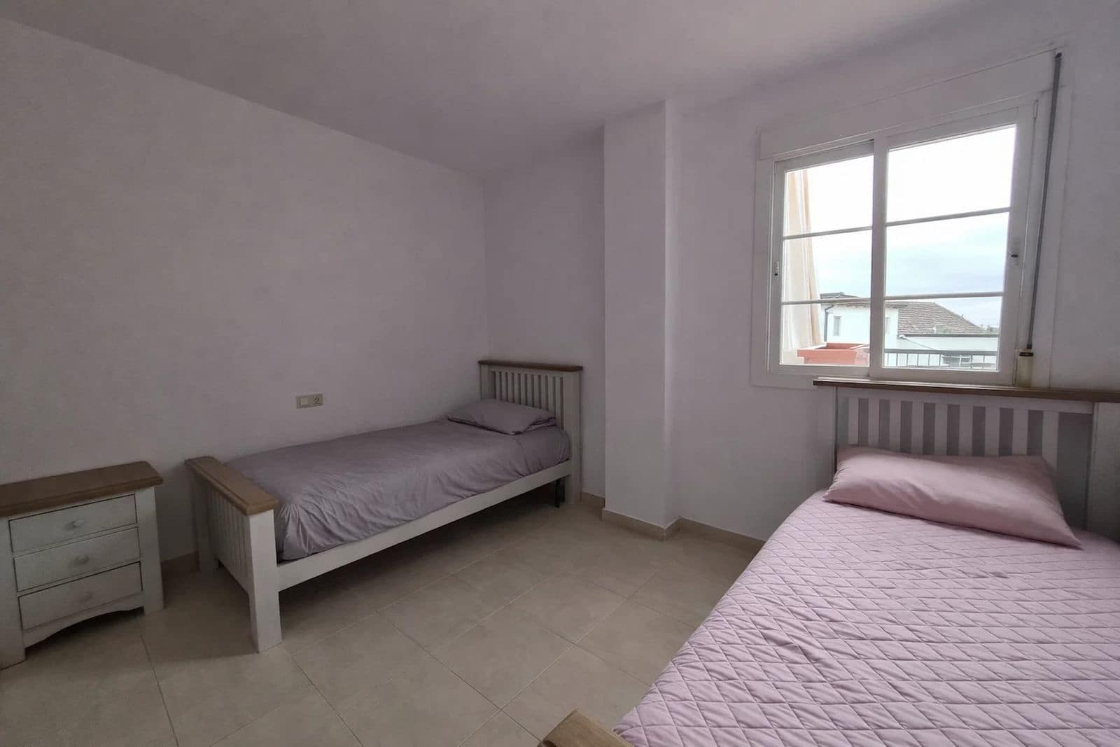 3 slaapkamer Appartement te koop in La Duquesa / Puerto de la Duquesa met zwembad garage - € 345.000 (Ref: 9911549)