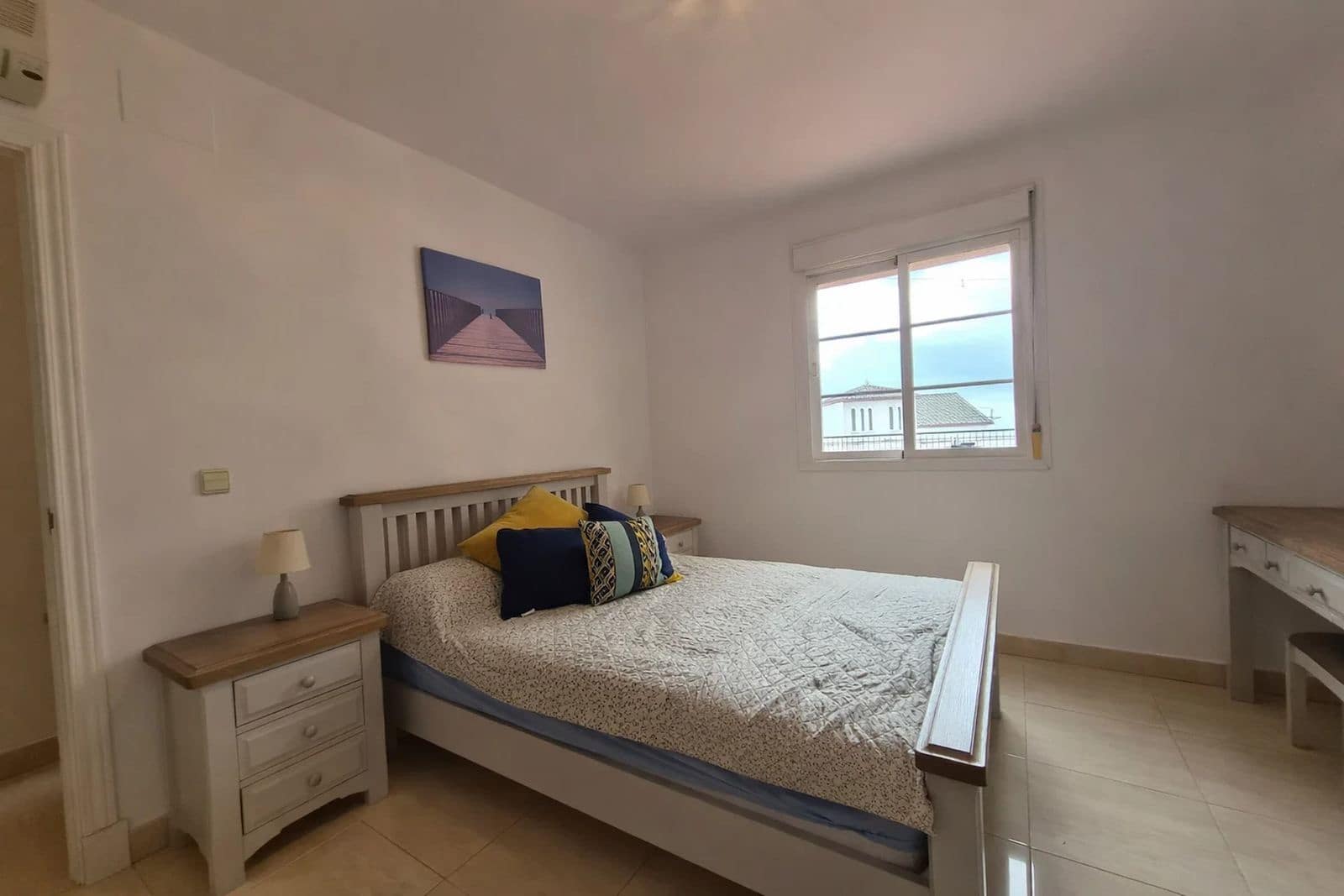 3 slaapkamer Appartement te koop in La Duquesa / Puerto de la Duquesa met zwembad garage - € 345.000 (Ref: 9911549)