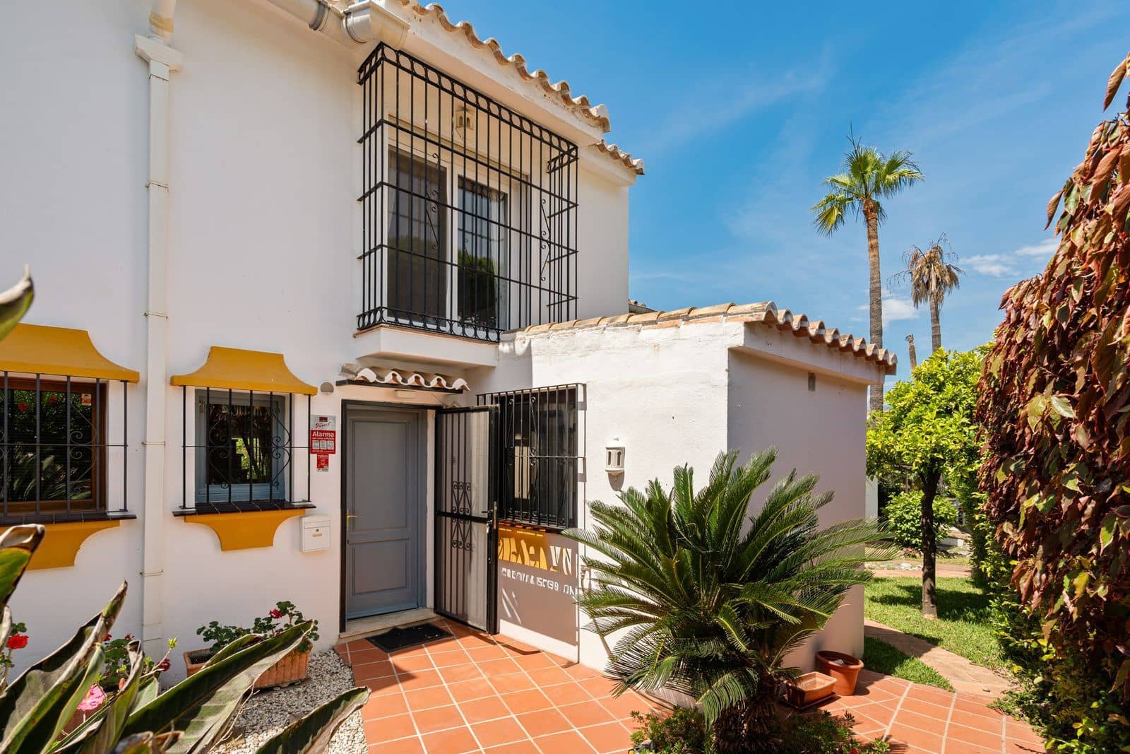 2 quarto Casa em Banda para venda em Atalaya-Isdabe com piscina garagem - 350 000 € (Ref: 9914046)